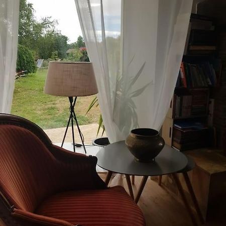 Chaumiere Avec Sa Toiture Recouverte De Chaume !!! Donnemain-Saint-Mames Exteriör bild